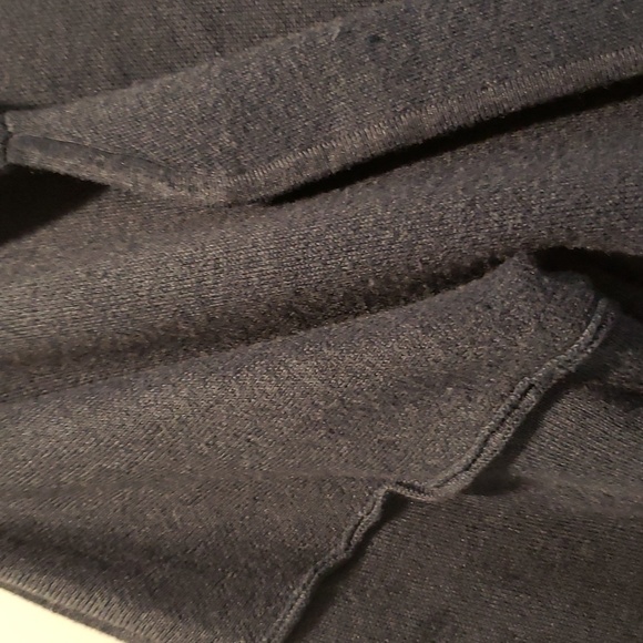 WOMEN'S COZY BLUE SWEATER COAT WITH FRONT POCKETS. - Picture 6 of 6